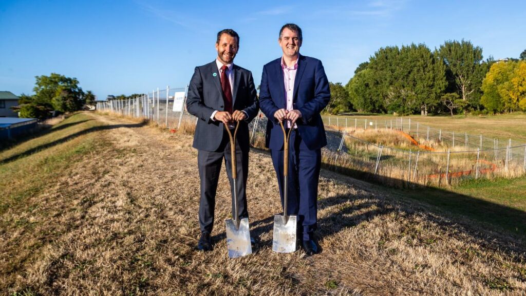 Lower Hutt mayor Campbell Barry, left, and Infrastructure MInister Chris Bishop.